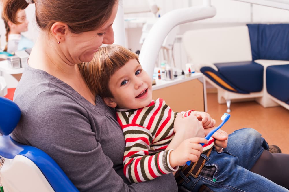 מרפאת שיניים לילדים – למה חשוב לקחת ילדים לרופא שיניים
